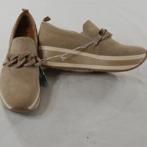 Mad Love Taupe Faux Leather Slip On Platform Loafers  Women's Size 11 NEW